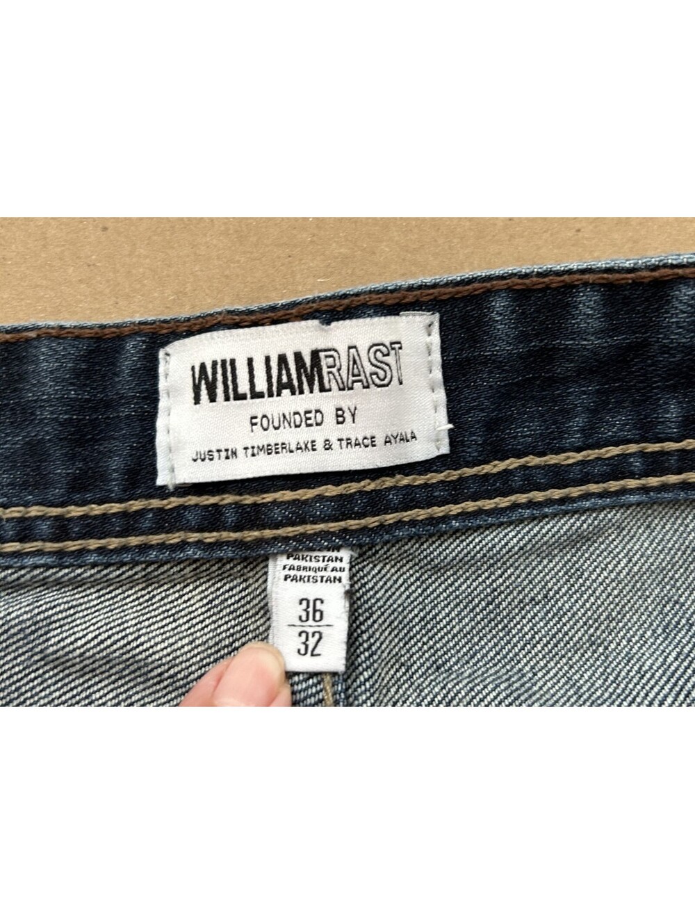 William Rast Hixon Striaght Jeans Mens 36x32 Medium Wash Distressed - Picture 8 of 10